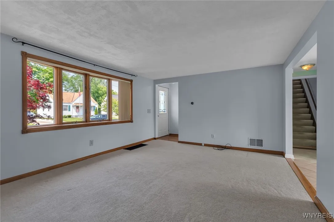 213 Orchard Drive, Tonawanda-town, New York 14223, Tonawanda, New York 14223, 2 Bedrooms Bedrooms, 5 Rooms Rooms,2 BathroomsBathrooms,Residential,Closed,213 Orchard Drive, Tonawanda-town, New York 14223,B1613642