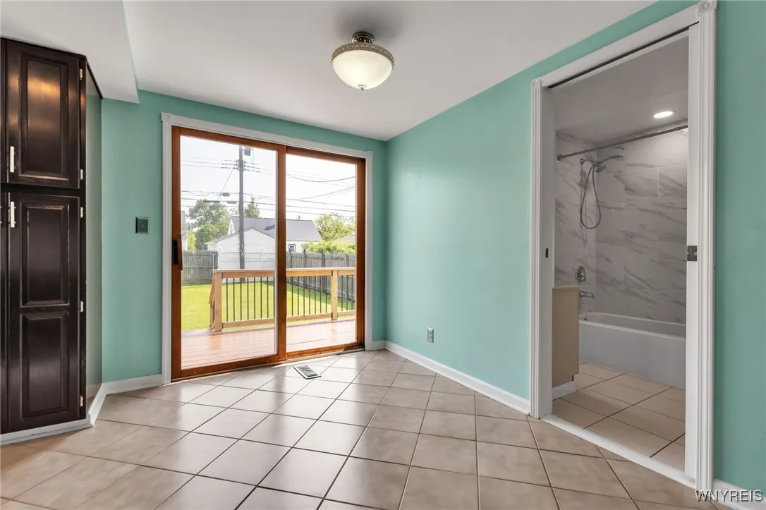 213 Orchard Drive, Tonawanda-town, New York 14223, Tonawanda, New York 14223, 2 Bedrooms Bedrooms, 5 Rooms Rooms,2 BathroomsBathrooms,Residential,Closed,213 Orchard Drive, Tonawanda-town, New York 14223,B1613642