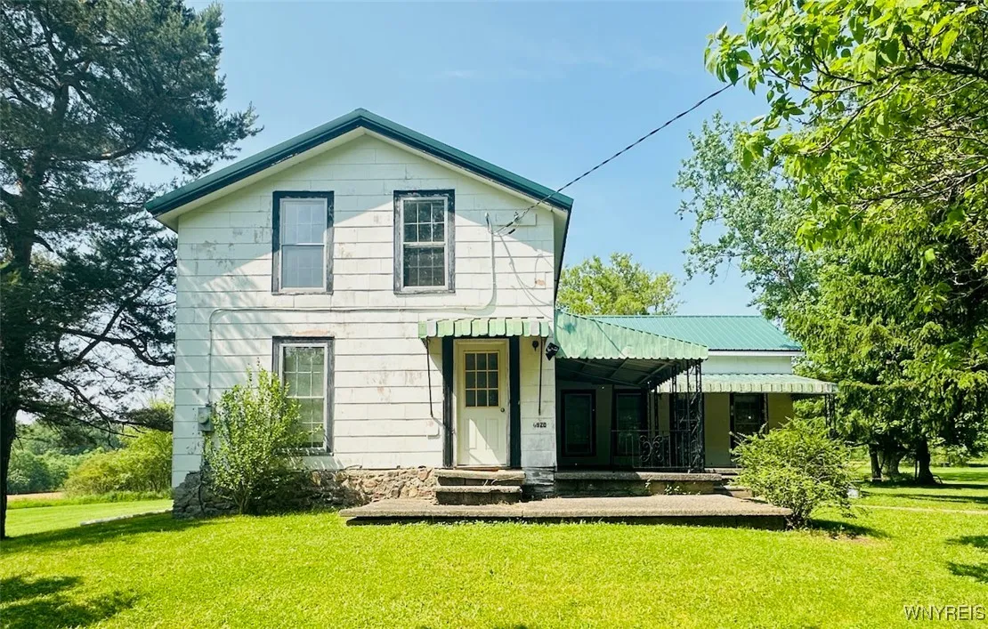 11920 Clarence Center Road, Newstead, New York 140, Newstead, New York 14001, 3 Bedrooms Bedrooms, 8 Rooms Rooms,2 BathroomsBathrooms,Residential,Closed,11920 Clarence Center Road, Newstead, New York 140,B1613440
