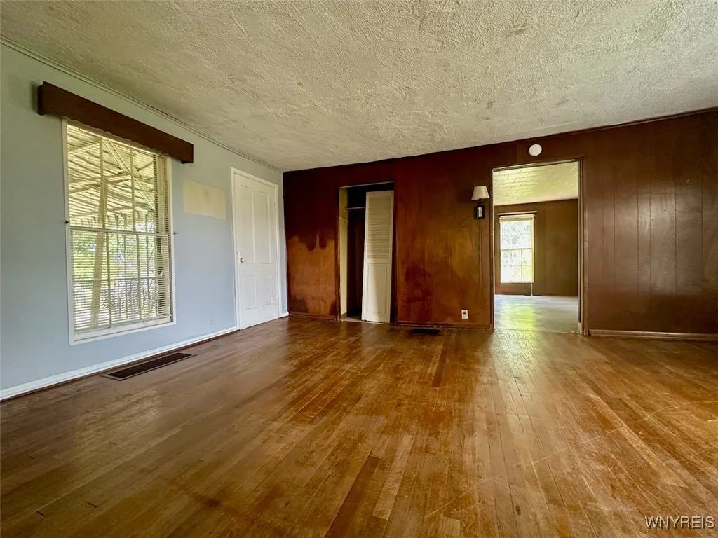 11920 Clarence Center Road, Newstead, New York 140, Newstead, New York 14001, 3 Bedrooms Bedrooms, 8 Rooms Rooms,2 BathroomsBathrooms,Residential,Closed,11920 Clarence Center Road, Newstead, New York 140,B1613440