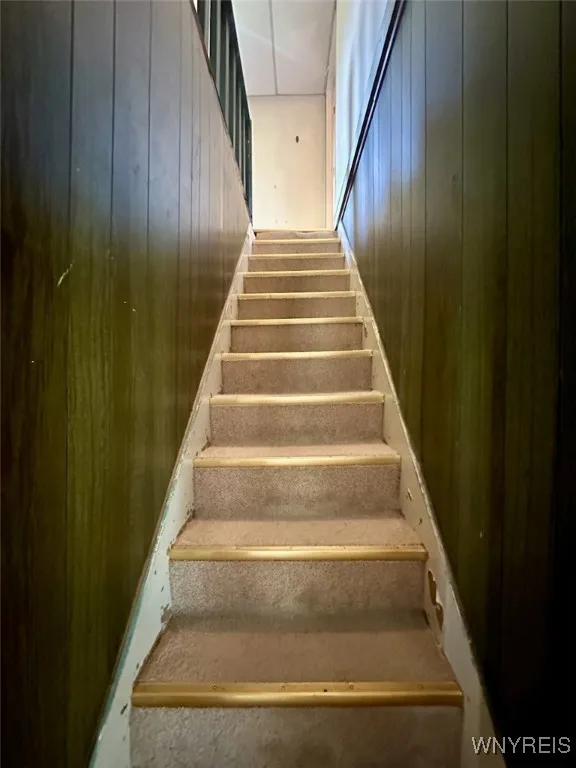 11920 Clarence Center Road, Newstead, New York 140, Newstead, New York 14001, 3 Bedrooms Bedrooms, 8 Rooms Rooms,2 BathroomsBathrooms,Residential,Closed,11920 Clarence Center Road, Newstead, New York 140,B1613440