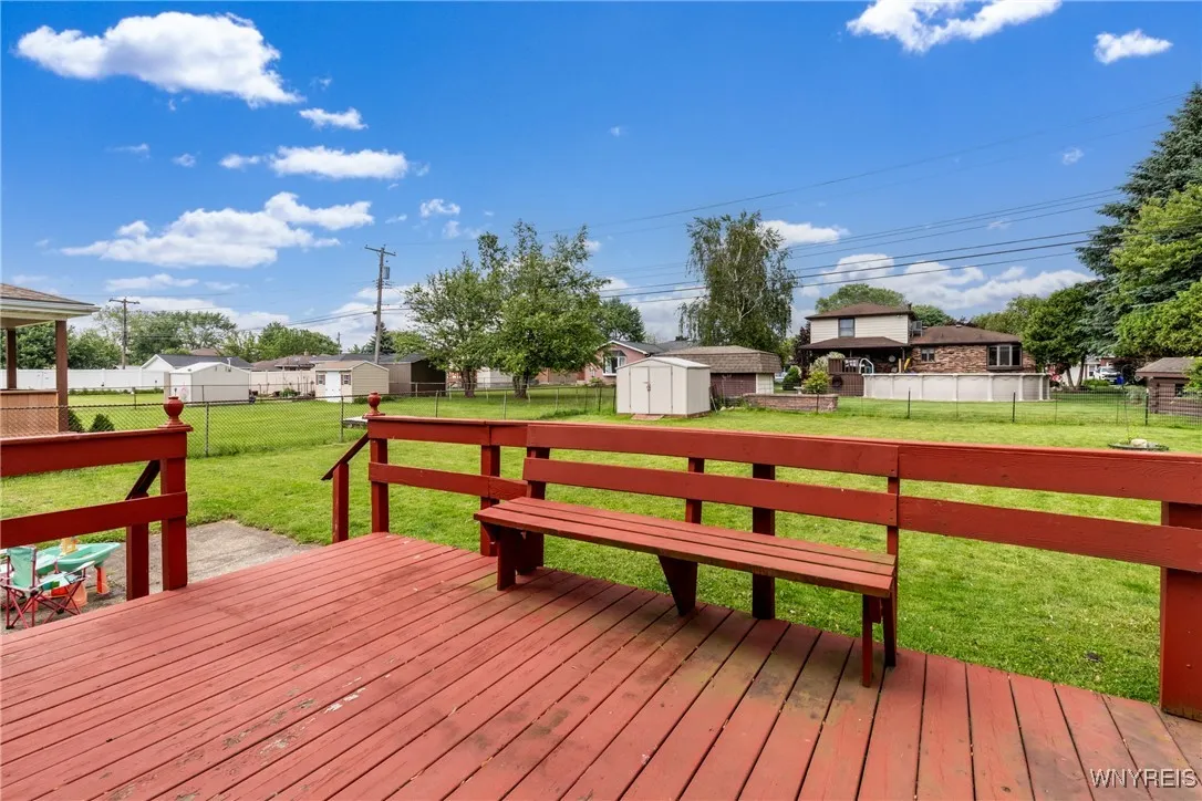 Deck with built in seating