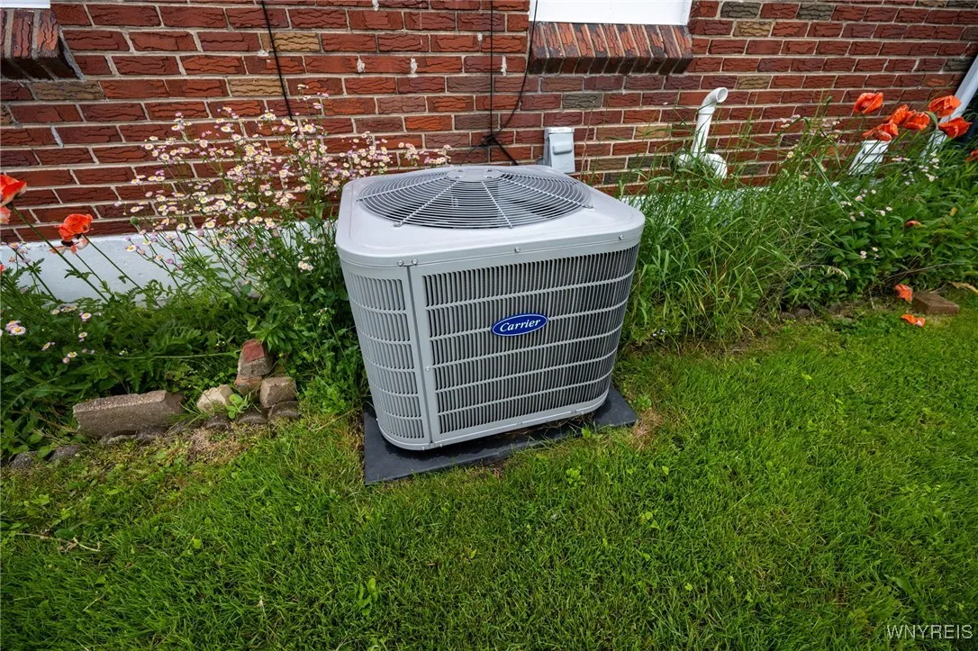 85 Harding Avenue, Tonawanda-town, New York 14217, Tonawanda, New York 14217, 3 Bedrooms Bedrooms, 6 Rooms Rooms,1 BathroomBathrooms,Residential,Closed,85 Harding Avenue, Tonawanda-town, New York 14217,0,B1613130