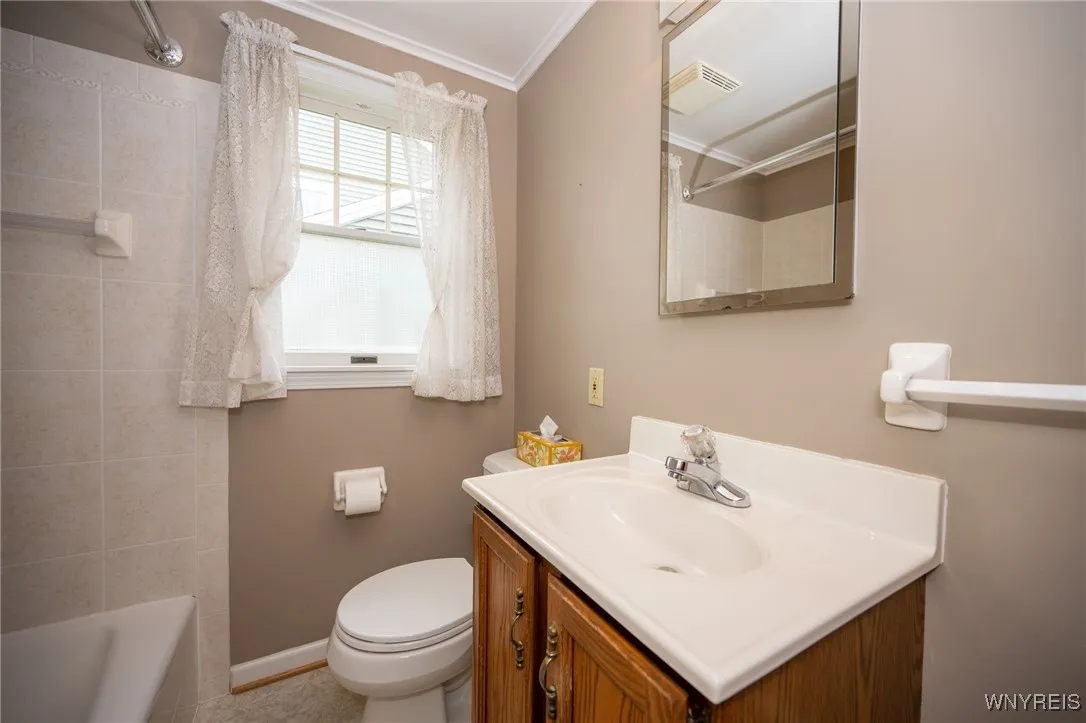 85 Harding Avenue, Tonawanda-town, New York 14217, Tonawanda, New York 14217, 3 Bedrooms Bedrooms, 6 Rooms Rooms,1 BathroomBathrooms,Residential,Closed,85 Harding Avenue, Tonawanda-town, New York 14217,0,B1613130