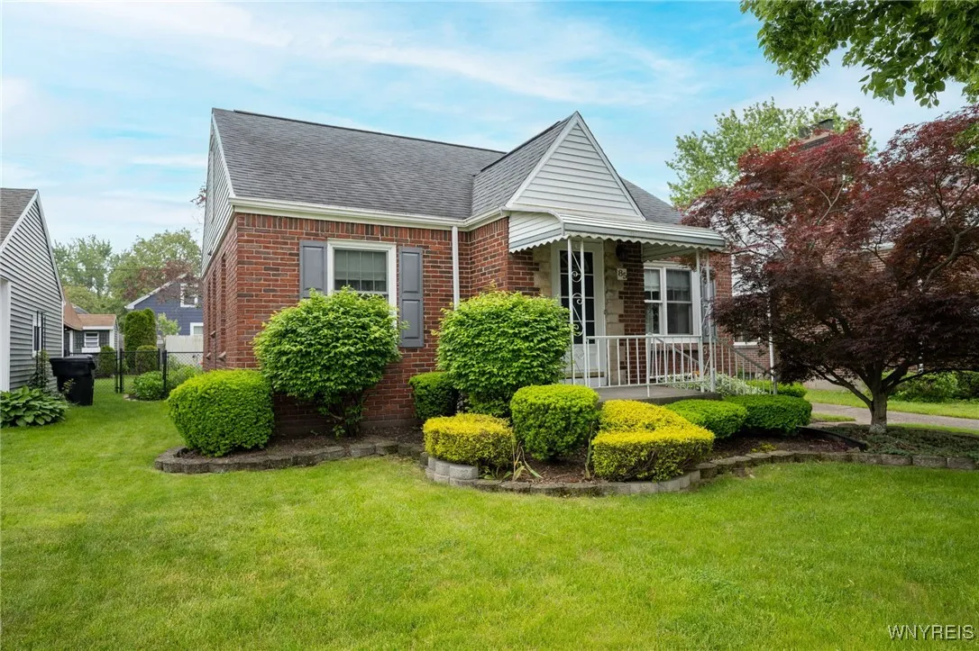 85 Harding Avenue, Tonawanda-town, New York 14217, Tonawanda, New York 14217, 3 Bedrooms Bedrooms, 6 Rooms Rooms,1 BathroomBathrooms,Residential,Closed,85 Harding Avenue, Tonawanda-town, New York 14217,0,B1613130