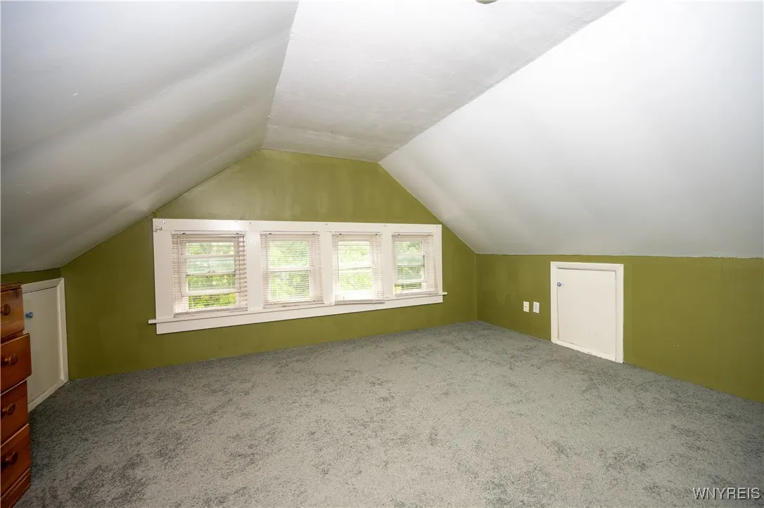 124 Argonne Drive, Tonawanda-town, New York 14217, Tonawanda, New York 14217, 3 Bedrooms Bedrooms, 10 Rooms Rooms,1 BathroomBathrooms,Residential,Closed,124 Argonne Drive, Tonawanda-town, New York 14217,B1613320