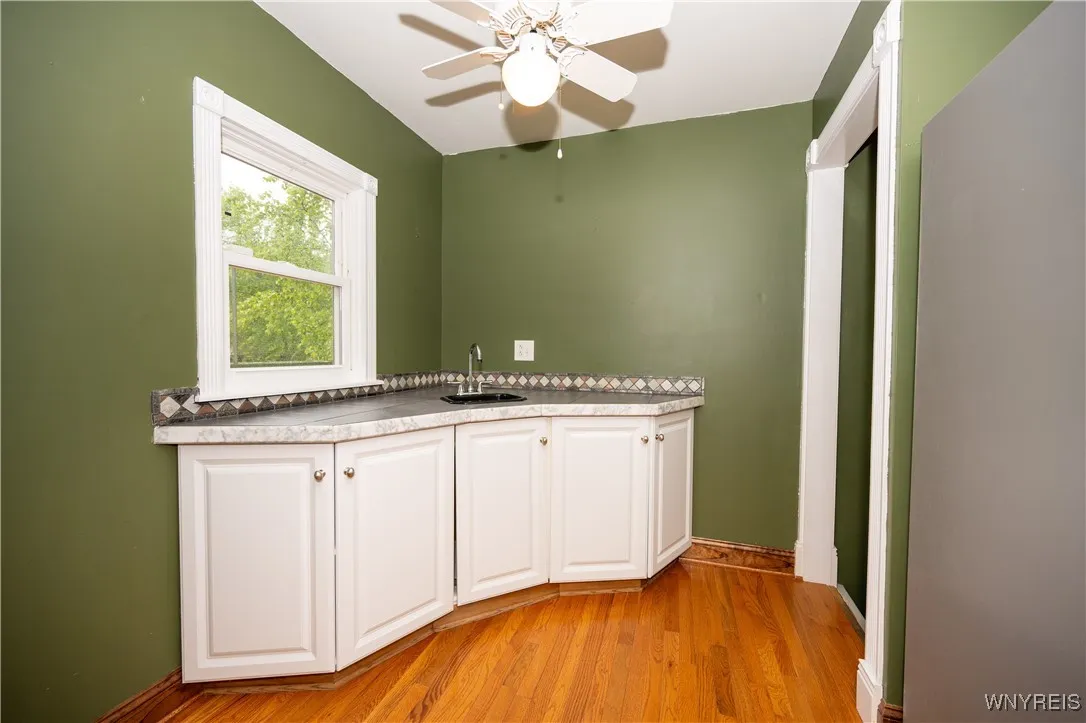 124 Argonne Drive, Tonawanda-town, New York 14217, Tonawanda, New York 14217, 3 Bedrooms Bedrooms, 10 Rooms Rooms,1 BathroomBathrooms,Residential,Closed,124 Argonne Drive, Tonawanda-town, New York 14217,B1613320