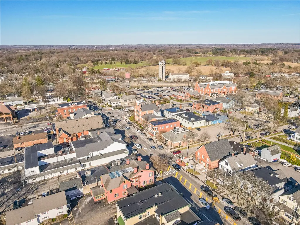 11 Washington Road, Pittsford, New York 14534, Pittsford, New York 14534, 3 Bedrooms Bedrooms, 8 Rooms Rooms,1 BathroomBathrooms,Residential,Closed,11 Washington Road, Pittsford, New York 14534,R1610412