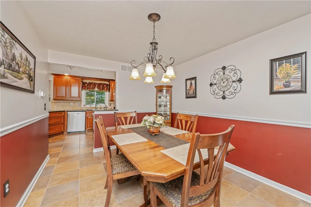 136 Ellery Road, Greece, New York 14612, Greece, New York 14612, 3 Bedrooms Bedrooms, 7 Rooms Rooms,2 BathroomsBathrooms,Residential,Closed,136 Ellery Road, Greece, New York 14612,0,R1613557