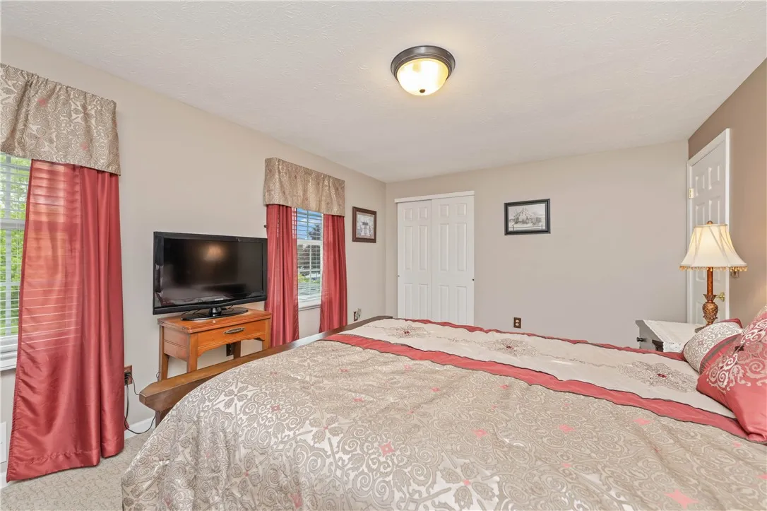 136 Ellery Road, Greece, New York 14612, Greece, New York 14612, 3 Bedrooms Bedrooms, 7 Rooms Rooms,2 BathroomsBathrooms,Residential,Closed,136 Ellery Road, Greece, New York 14612,0,R1613557