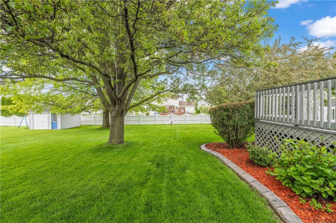 136 Ellery Road, Greece, New York 14612, Greece, New York 14612, 3 Bedrooms Bedrooms, 7 Rooms Rooms,2 BathroomsBathrooms,Residential,Closed,136 Ellery Road, Greece, New York 14612,0,R1613557