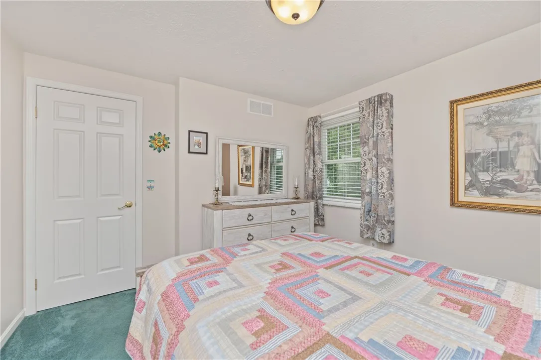 136 Ellery Road, Greece, New York 14612, Greece, New York 14612, 3 Bedrooms Bedrooms, 7 Rooms Rooms,2 BathroomsBathrooms,Residential,Closed,136 Ellery Road, Greece, New York 14612,0,R1613557