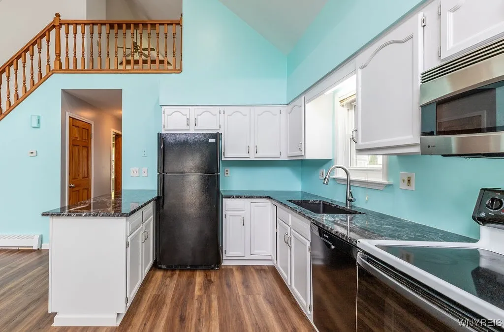 3412 Wallace Drive, Grand Island, New York 14072, Grand Island, New York 14072, 3 Bedrooms Bedrooms, 8 Rooms Rooms,2 BathroomsBathrooms,Residential,Closed,3412 Wallace Drive, Grand Island, New York 14072,B1613334