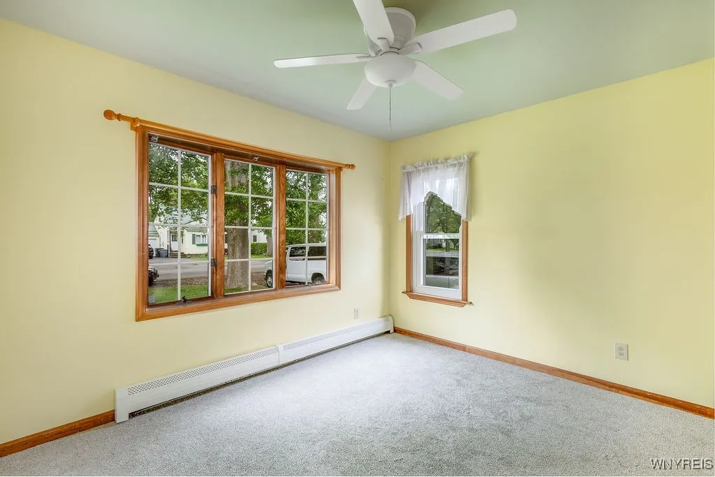3412 Wallace Drive, Grand Island, New York 14072, Grand Island, New York 14072, 3 Bedrooms Bedrooms, 8 Rooms Rooms,2 BathroomsBathrooms,Residential,Closed,3412 Wallace Drive, Grand Island, New York 14072,B1613334