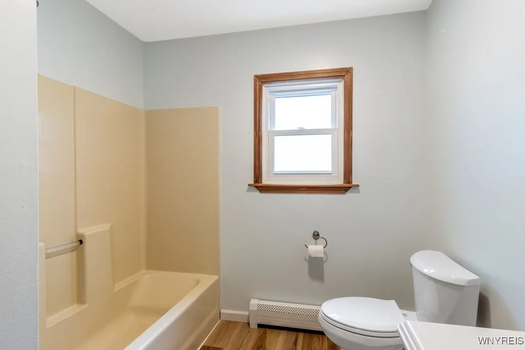 3412 Wallace Drive, Grand Island, New York 14072, Grand Island, New York 14072, 3 Bedrooms Bedrooms, 8 Rooms Rooms,2 BathroomsBathrooms,Residential,Closed,3412 Wallace Drive, Grand Island, New York 14072,B1613334