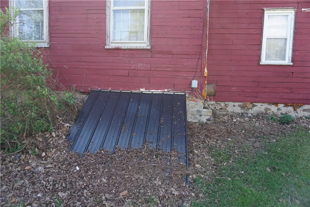 2096 Penfield Road, Penfield, New York 14526, Penfield, New York 14526, 3 Bedrooms Bedrooms, 6 Rooms Rooms,1 BathroomBathrooms,Residential,Closed,2096 Penfield Road, Penfield, New York 14526,R1604095