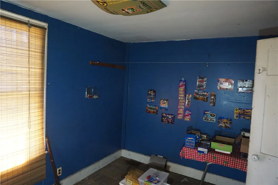 2096 Penfield Road, Penfield, New York 14526, Penfield, New York 14526, 3 Bedrooms Bedrooms, 6 Rooms Rooms,1 BathroomBathrooms,Residential,Closed,2096 Penfield Road, Penfield, New York 14526,R1604095