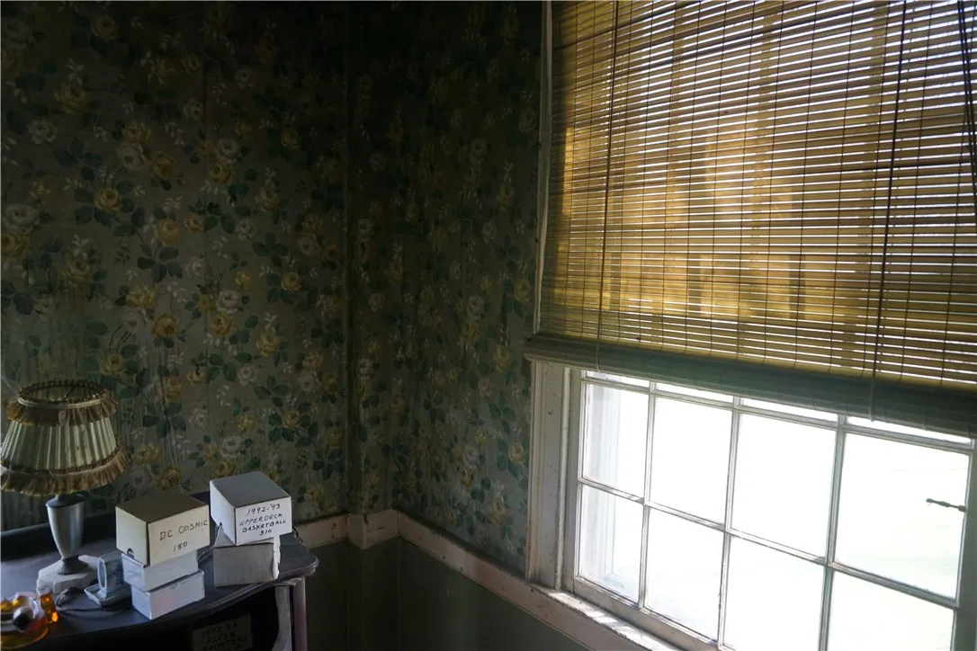 2096 Penfield Road, Penfield, New York 14526, Penfield, New York 14526, 3 Bedrooms Bedrooms, 6 Rooms Rooms,1 BathroomBathrooms,Residential,Closed,2096 Penfield Road, Penfield, New York 14526,R1604095