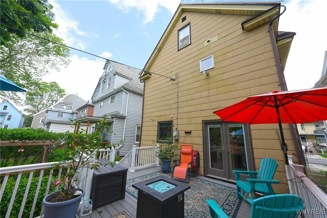 145 Parkview Avenue, Buffalo, New York 14210, Buffalo, New York 14210, 4 Bedrooms Bedrooms, 9 Rooms Rooms,1 BathroomBathrooms,Residential,Closed,145 Parkview Avenue, Buffalo, New York 14210,0,B1611921