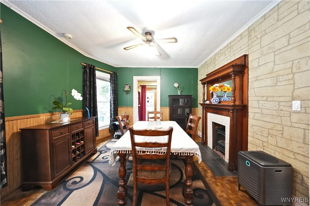 145 Parkview Avenue, Buffalo, New York 14210, Buffalo, New York 14210, 4 Bedrooms Bedrooms, 9 Rooms Rooms,1 BathroomBathrooms,Residential,Closed,145 Parkview Avenue, Buffalo, New York 14210,0,B1611921