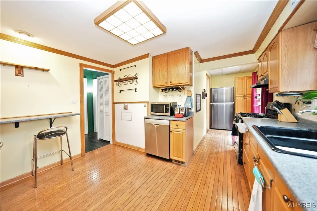 145 Parkview Avenue, Buffalo, New York 14210, Buffalo, New York 14210, 4 Bedrooms Bedrooms, 9 Rooms Rooms,1 BathroomBathrooms,Residential,Closed,145 Parkview Avenue, Buffalo, New York 14210,0,B1611921