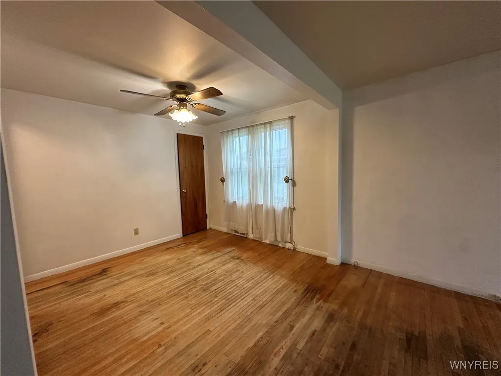 425 Brighton Road, Tonawanda-town, New York 14150, Tonawanda, New York 14150, 5 Bedrooms Bedrooms, ,2 BathroomsBathrooms,Residential,Closed,425 Brighton Road, Tonawanda-town, New York 14150,B1613710