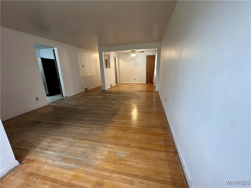 425 Brighton Road, Tonawanda-town, New York 14150, Tonawanda, New York 14150, 5 Bedrooms Bedrooms, ,2 BathroomsBathrooms,Residential,Closed,425 Brighton Road, Tonawanda-town, New York 14150,B1613710