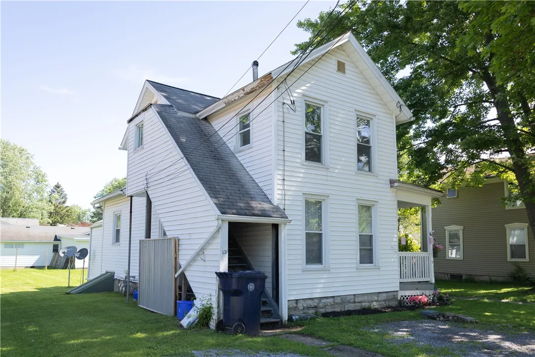 12 Van Cleef Street, Seneca Falls, New York 13148, Seneca Falls, New York 13148, 2 Bedrooms Bedrooms, ,2 BathroomsBathrooms,Residential,Closed,12 Van Cleef Street, Seneca Falls, New York 13148,0,R1612235