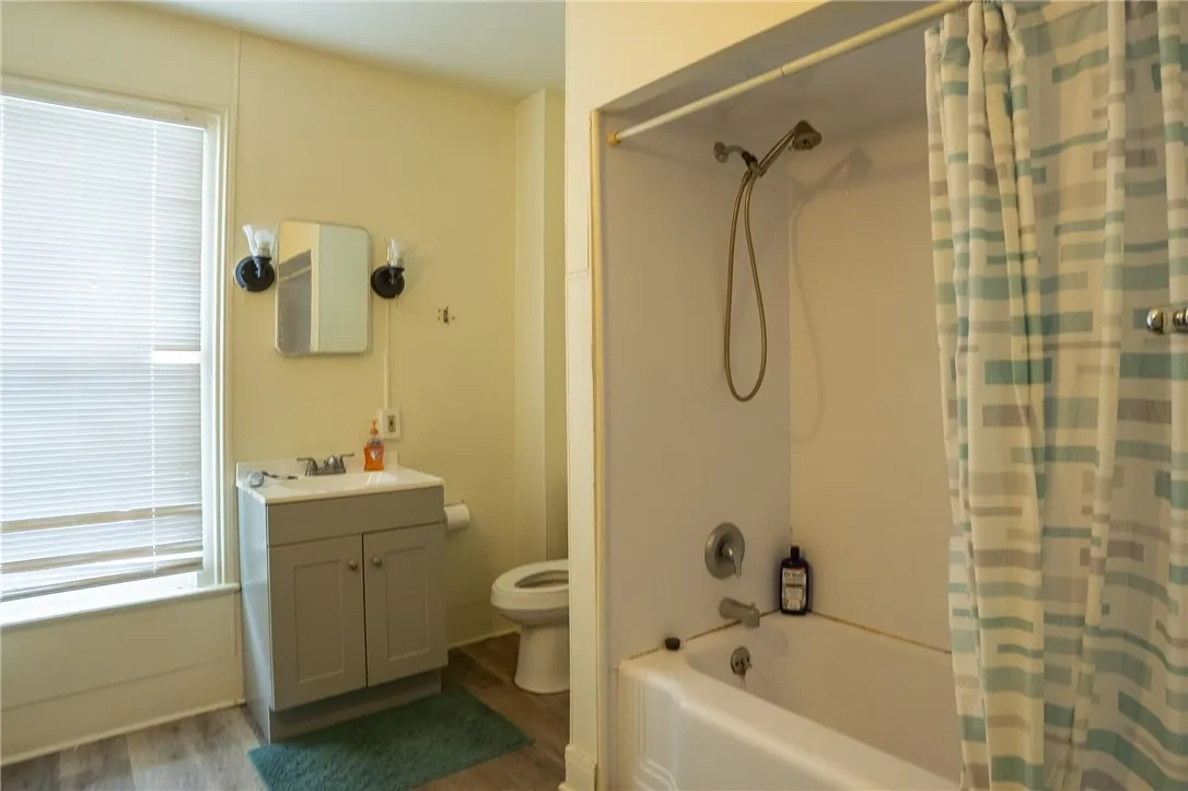 12 Van Cleef Street, Seneca Falls, New York 13148, Seneca Falls, New York 13148, 2 Bedrooms Bedrooms, ,2 BathroomsBathrooms,Residential,Closed,12 Van Cleef Street, Seneca Falls, New York 13148,0,R1612235