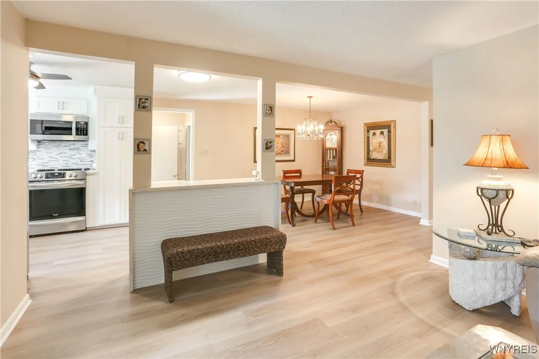 152 Forest Hill Drive, Amherst, New York 14221, Amherst, New York 14221, 3 Bedrooms Bedrooms, 9 Rooms Rooms,2 BathroomsBathrooms,Residential,Closed,152 Forest Hill Drive, Amherst, New York 14221,0,B1613688