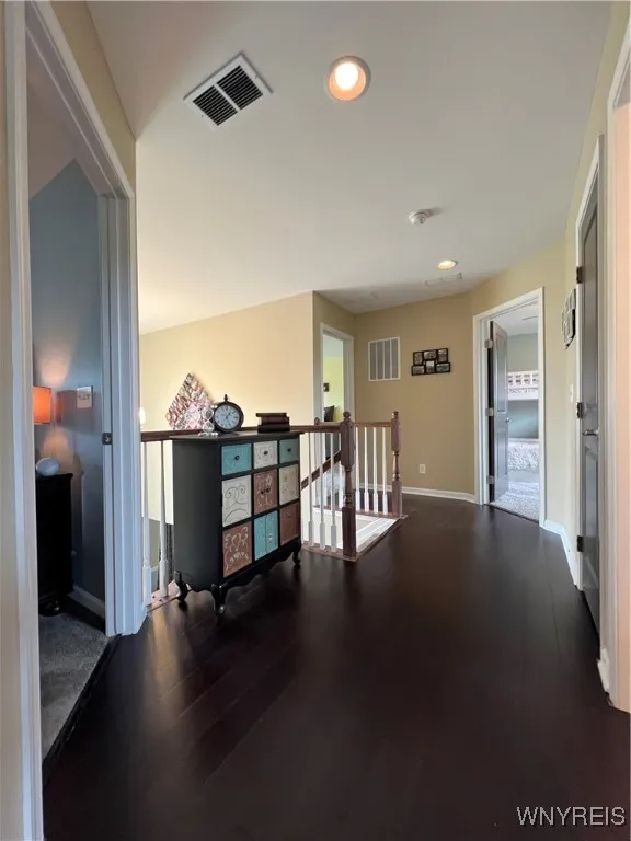 5046 Woodway Court, Hamburg, New York 14075, Hamburg, New York 14075, 4 Bedrooms Bedrooms, 9 Rooms Rooms,2 BathroomsBathrooms,Residential,Closed,5046 Woodway Court, Hamburg, New York 14075,B1613615