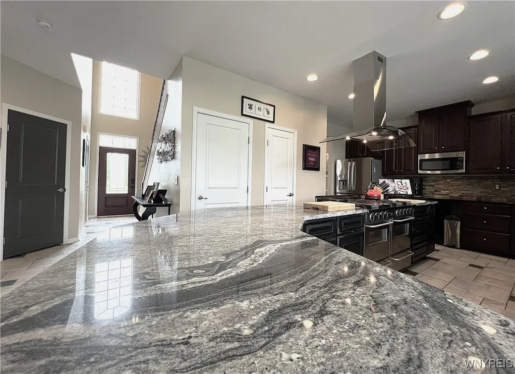 5046 Woodway Court, Hamburg, New York 14075, Hamburg, New York 14075, 4 Bedrooms Bedrooms, 9 Rooms Rooms,2 BathroomsBathrooms,Residential,Closed,5046 Woodway Court, Hamburg, New York 14075,B1613615