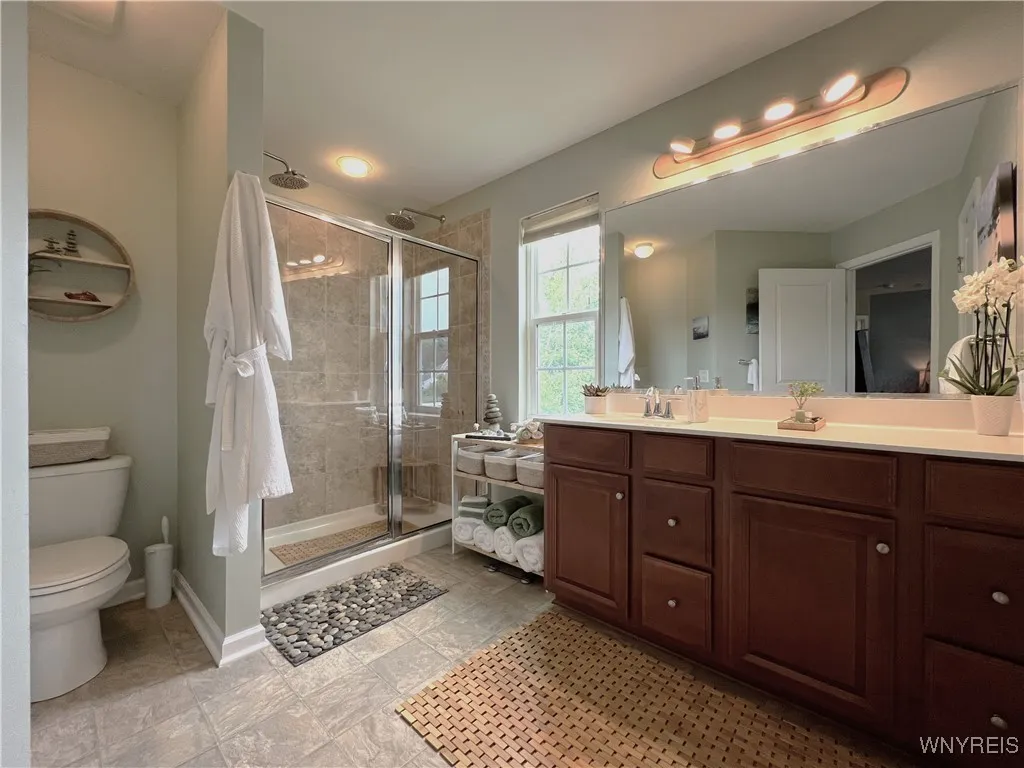 5046 Woodway Court, Hamburg, New York 14075, Hamburg, New York 14075, 4 Bedrooms Bedrooms, 9 Rooms Rooms,2 BathroomsBathrooms,Residential,Closed,5046 Woodway Court, Hamburg, New York 14075,B1613615