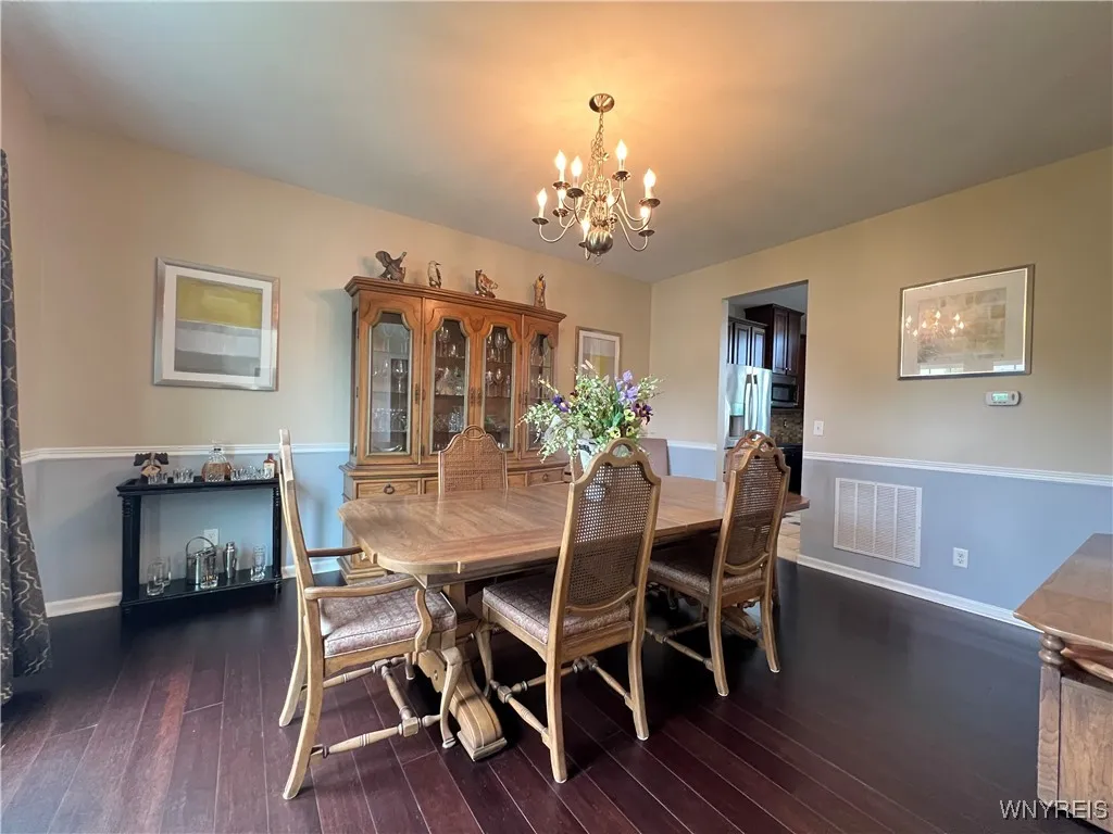 5046 Woodway Court, Hamburg, New York 14075, Hamburg, New York 14075, 4 Bedrooms Bedrooms, 9 Rooms Rooms,2 BathroomsBathrooms,Residential,Closed,5046 Woodway Court, Hamburg, New York 14075,B1613615