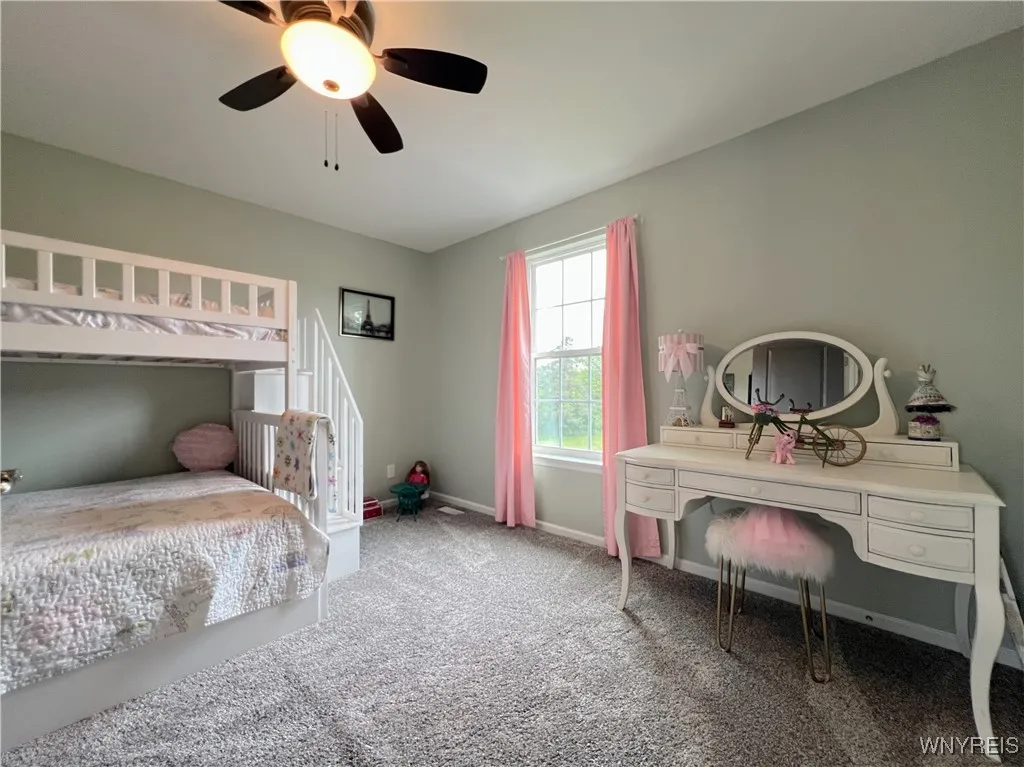 5046 Woodway Court, Hamburg, New York 14075, Hamburg, New York 14075, 4 Bedrooms Bedrooms, 9 Rooms Rooms,2 BathroomsBathrooms,Residential,Closed,5046 Woodway Court, Hamburg, New York 14075,B1613615