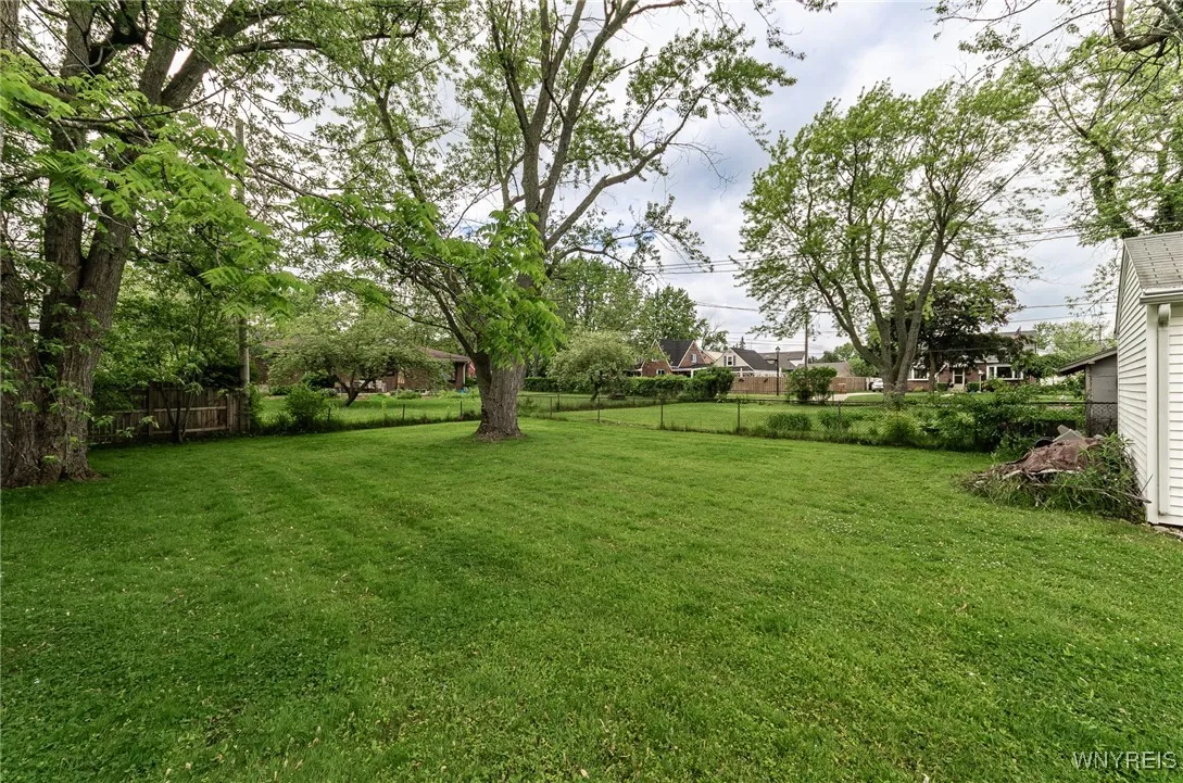 236 Commodore Terrace, Cheektowaga, New York 14225, Cheektowaga, New York 14225, 3 Bedrooms Bedrooms, 5 Rooms Rooms,1 BathroomBathrooms,Residential,Closed,236 Commodore Terrace, Cheektowaga, New York 14225,B1611527