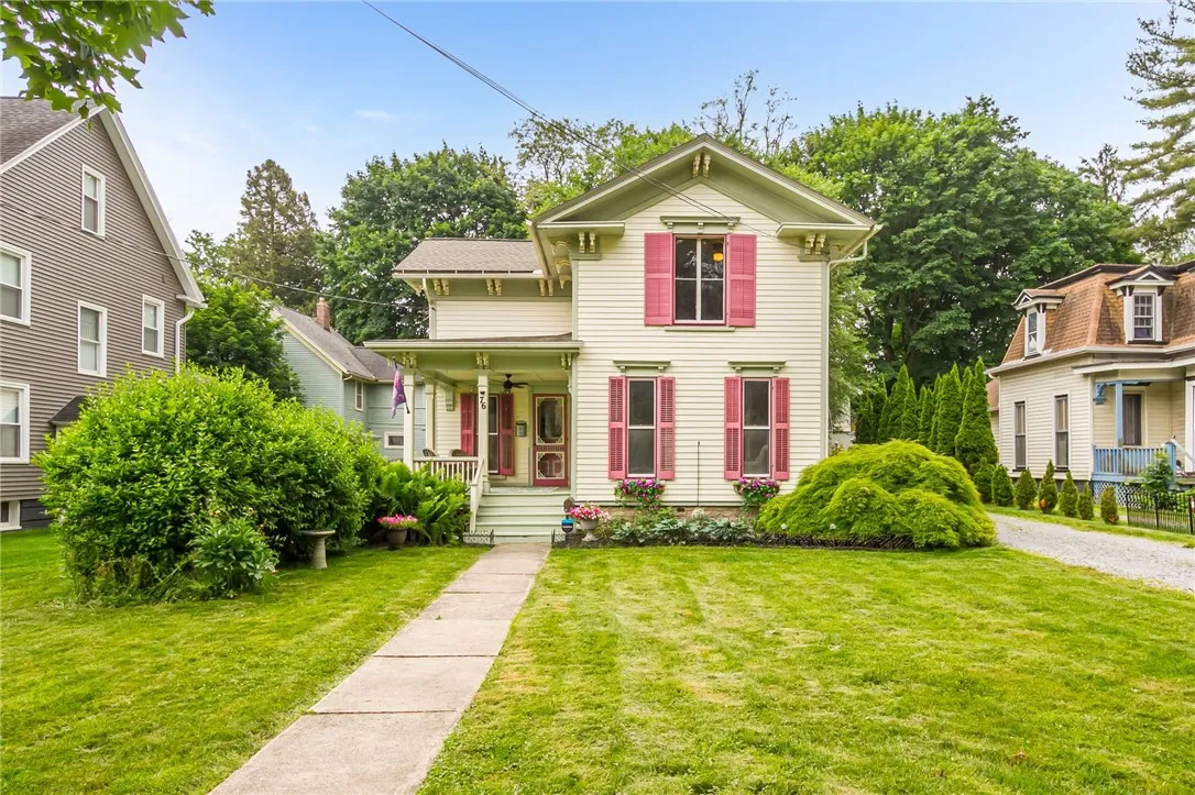 76 West Main Street, Mendon, New York 14472, Mendon, New York 14472, 4 Bedrooms Bedrooms, 8 Rooms Rooms,2 BathroomsBathrooms,Residential,Closed,76 West Main Street, Mendon, New York 14472,0,R1613045