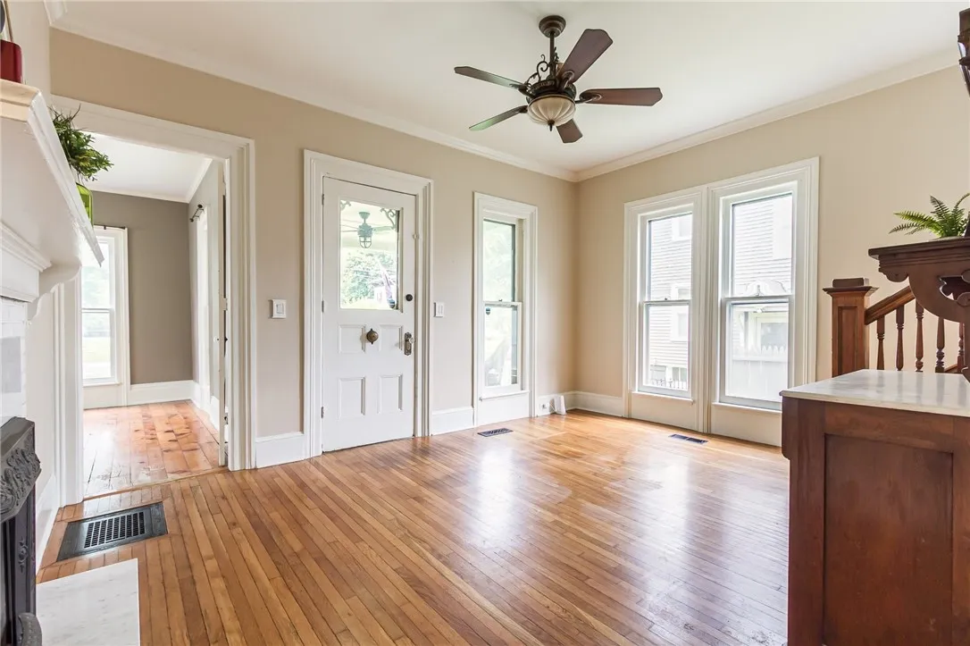 76 West Main Street, Mendon, New York 14472, Mendon, New York 14472, 4 Bedrooms Bedrooms, 8 Rooms Rooms,2 BathroomsBathrooms,Residential,Closed,76 West Main Street, Mendon, New York 14472,0,R1613045