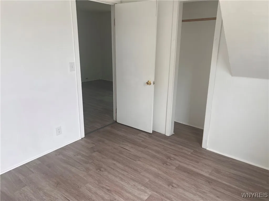 749 South Ogden Street E, Buffalo, New York 14206, Buffalo, New York 14206, 2 Bedrooms Bedrooms, 6 Rooms Rooms,1 BathroomBathrooms,Residential Lease,For Rent,749 South Ogden Street E, Buffalo, New York 14206,B1613492