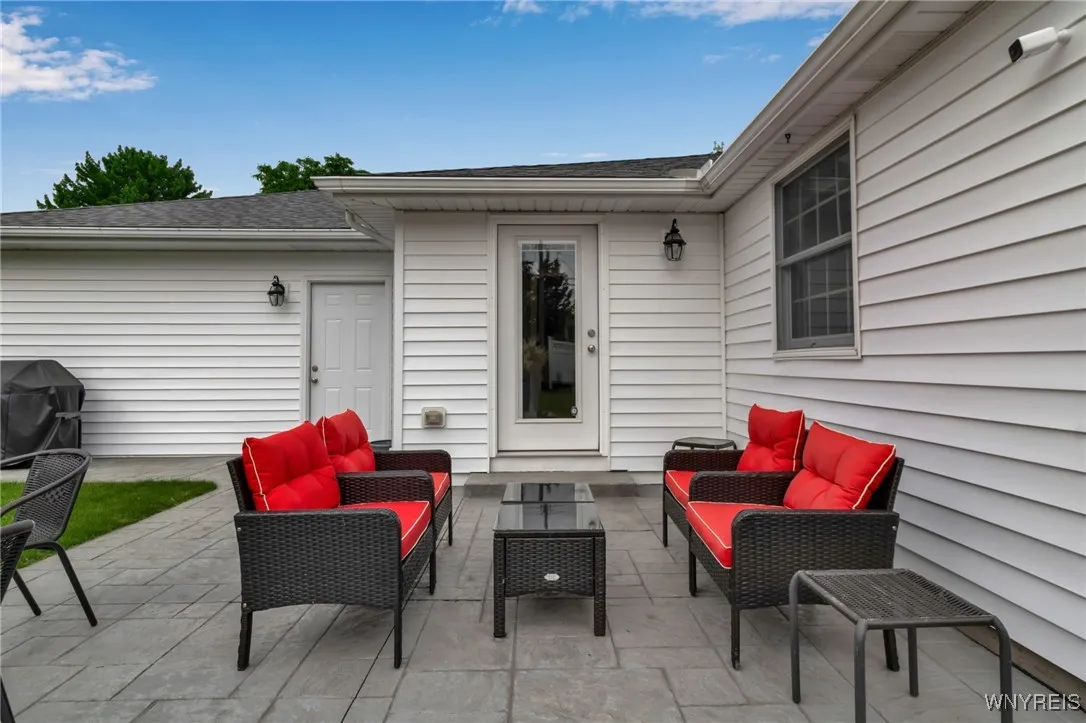 59 Exeter Road, Amherst, New York 14221, Amherst, New York 14221, 3 Bedrooms Bedrooms, 6 Rooms Rooms,2 BathroomsBathrooms,Residential,Closed,59 Exeter Road, Amherst, New York 14221,B1613474
