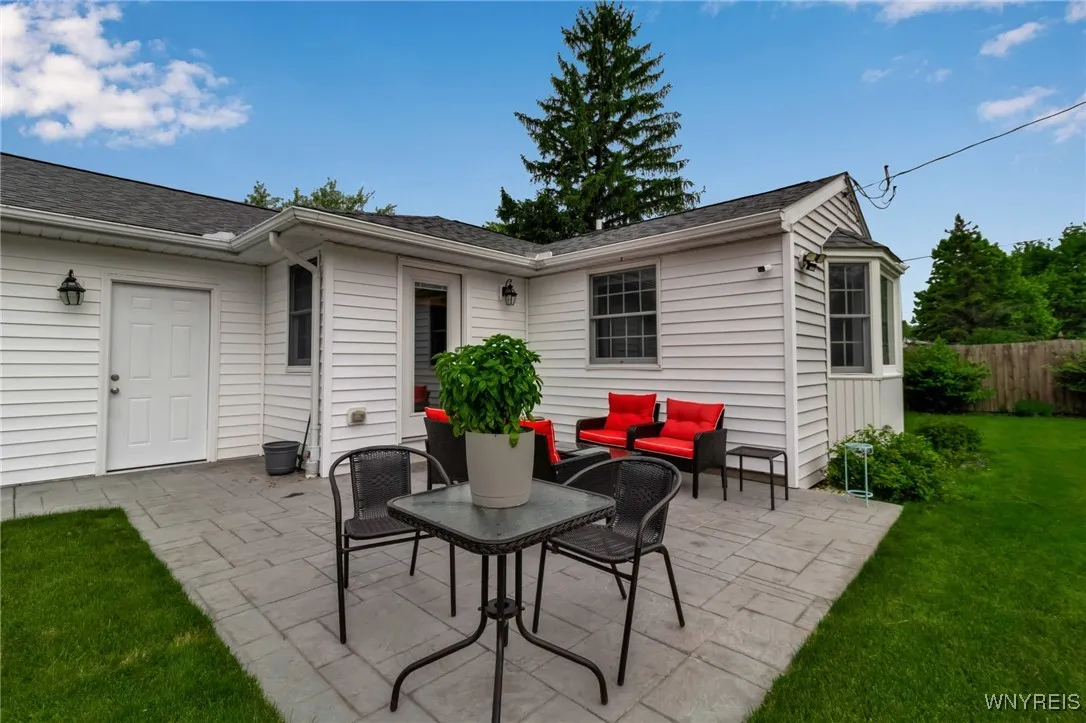 59 Exeter Road, Amherst, New York 14221, Amherst, New York 14221, 3 Bedrooms Bedrooms, 6 Rooms Rooms,2 BathroomsBathrooms,Residential,Closed,59 Exeter Road, Amherst, New York 14221,B1613474