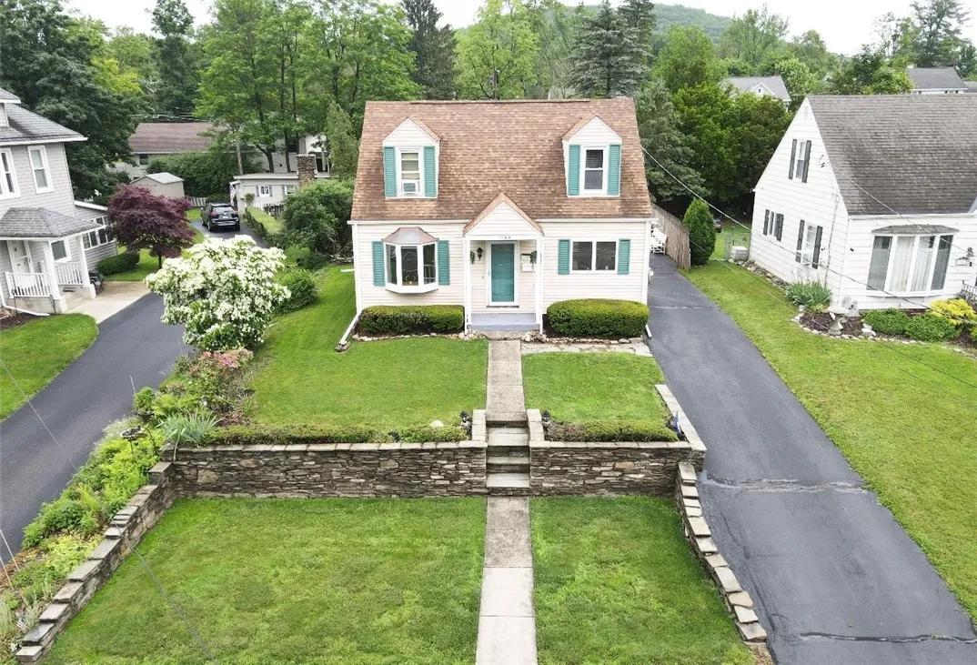1164 West Church Street, Elmira, New York 14905, Elmira, New York 14905, 3 Bedrooms Bedrooms, 9 Rooms Rooms,2 BathroomsBathrooms,Residential,Closed,1164 West Church Street, Elmira, New York 14905,0,R1613859