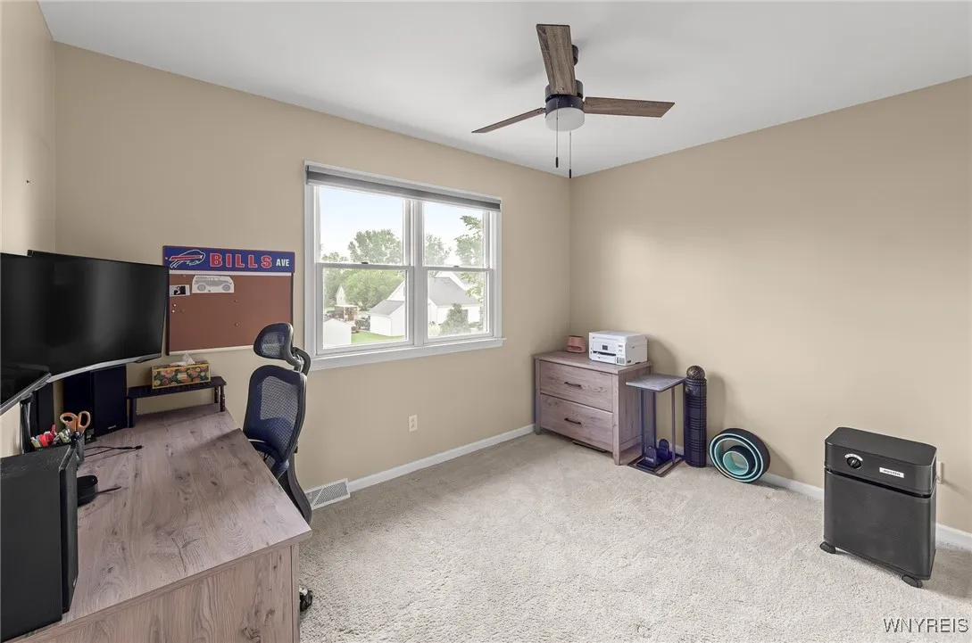 8902 Michael Douglas Drive, Clarence, New York 140, Clarence, New York 14032, 3 Bedrooms Bedrooms, 6 Rooms Rooms,2 BathroomsBathrooms,Residential,Closed,8902 Michael Douglas Drive, Clarence, New York 140,B1613758