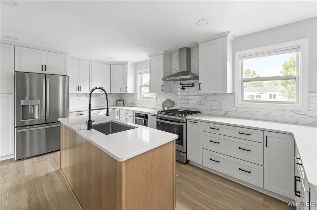 8902 Michael Douglas Drive, Clarence, New York 140, Clarence, New York 14032, 3 Bedrooms Bedrooms, 6 Rooms Rooms,2 BathroomsBathrooms,Residential,Closed,8902 Michael Douglas Drive, Clarence, New York 140,B1613758