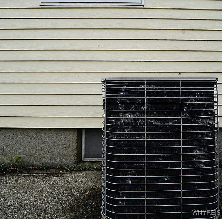 39 Sherwin Drive, Tonawanda-town, New York 14150, Tonawanda, New York 14150, 3 Bedrooms Bedrooms, 7 Rooms Rooms,1 BathroomBathrooms,Residential,Closed,39 Sherwin Drive, Tonawanda-town, New York 14150,0,B1613730