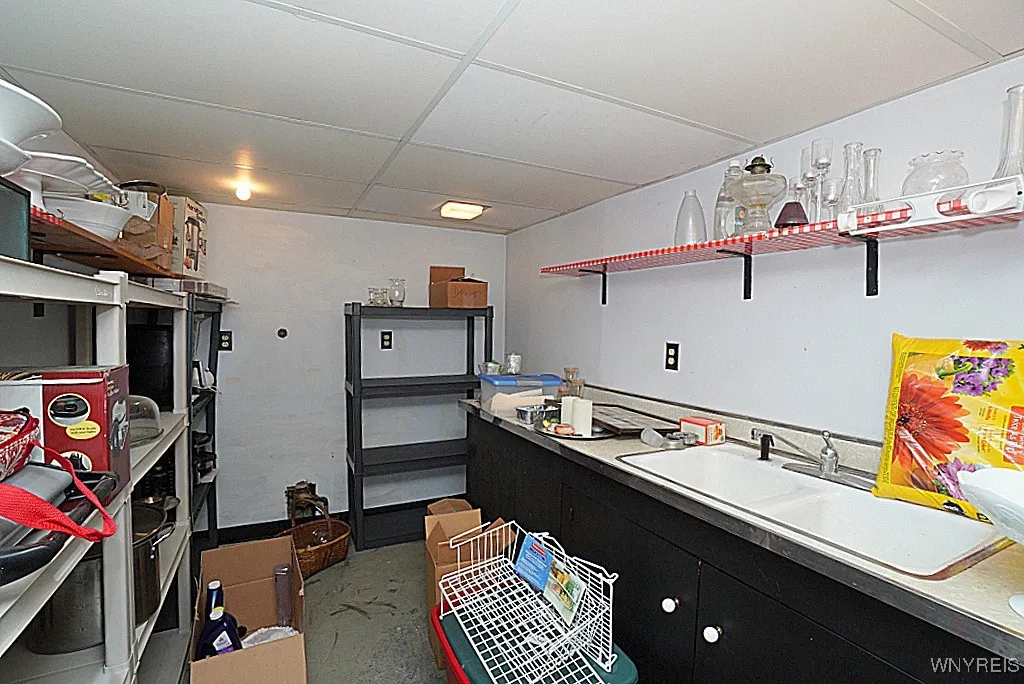 39 Sherwin Drive, Tonawanda-town, New York 14150, Tonawanda, New York 14150, 3 Bedrooms Bedrooms, 7 Rooms Rooms,1 BathroomBathrooms,Residential,Closed,39 Sherwin Drive, Tonawanda-town, New York 14150,0,B1613730