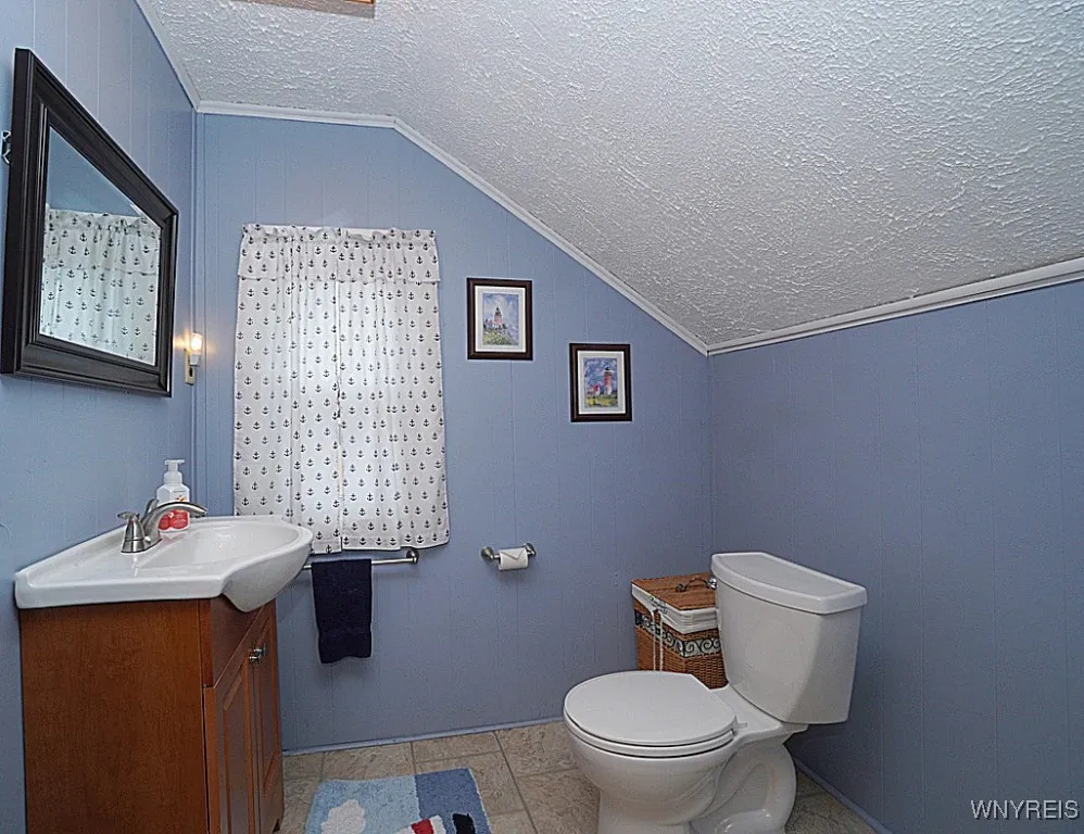 39 Sherwin Drive, Tonawanda-town, New York 14150, Tonawanda, New York 14150, 3 Bedrooms Bedrooms, 7 Rooms Rooms,1 BathroomBathrooms,Residential,Closed,39 Sherwin Drive, Tonawanda-town, New York 14150,0,B1613730