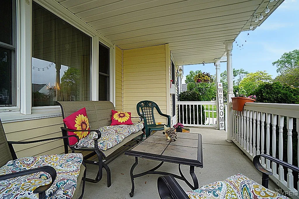 39 Sherwin Drive, Tonawanda-town, New York 14150, Tonawanda, New York 14150, 3 Bedrooms Bedrooms, 7 Rooms Rooms,1 BathroomBathrooms,Residential,Closed,39 Sherwin Drive, Tonawanda-town, New York 14150,0,B1613730