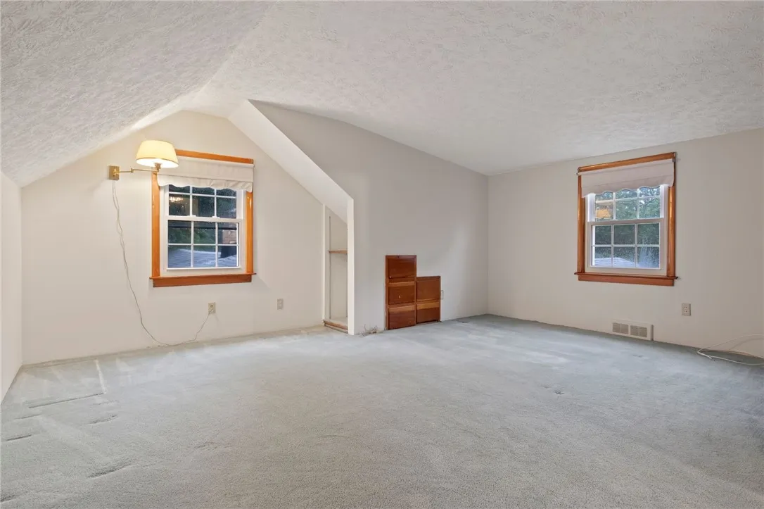 28 Angean Drive, Penfield, New York 14580, Penfield, New York 14580, 4 Bedrooms Bedrooms, 8 Rooms Rooms,1 BathroomBathrooms,Residential,Closed,28 Angean Drive, Penfield, New York 14580,R1606338