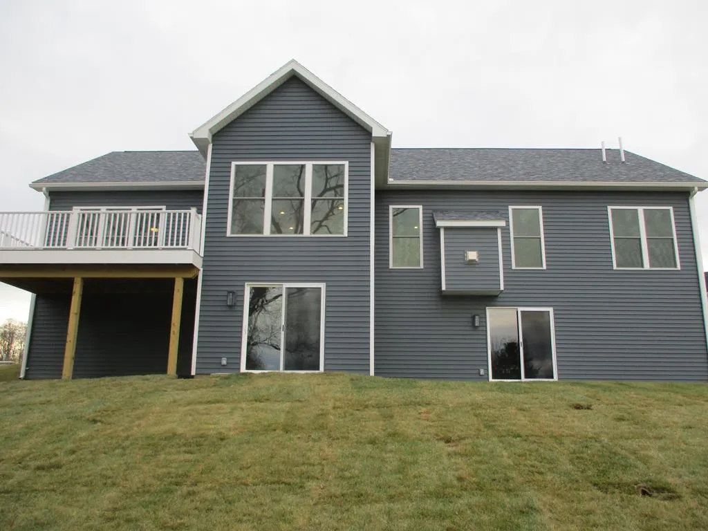6 Royal Court, Horseheads, New York 14845, Horseheads, New York 14845, 3 Bedrooms Bedrooms, 8 Rooms Rooms,2 BathroomsBathrooms,Residential,Closed,6 Royal Court, Horseheads, New York 14845,R1613932